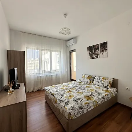 Apartman Lt *
